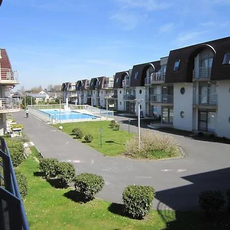 Apartamento Luxurious In With Swimming Pool Bredene